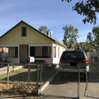 Lucero Tree Service - After (Tree at Raised Foundation) - Tree Services Near Me Lucero Tree Service - After (Tree at Raised Foundation) - Tree Services Near Me