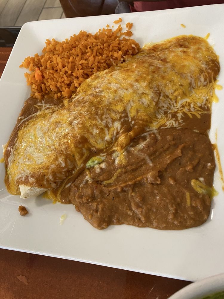 Mas Chingon Mexican Grill Restaurant Logo