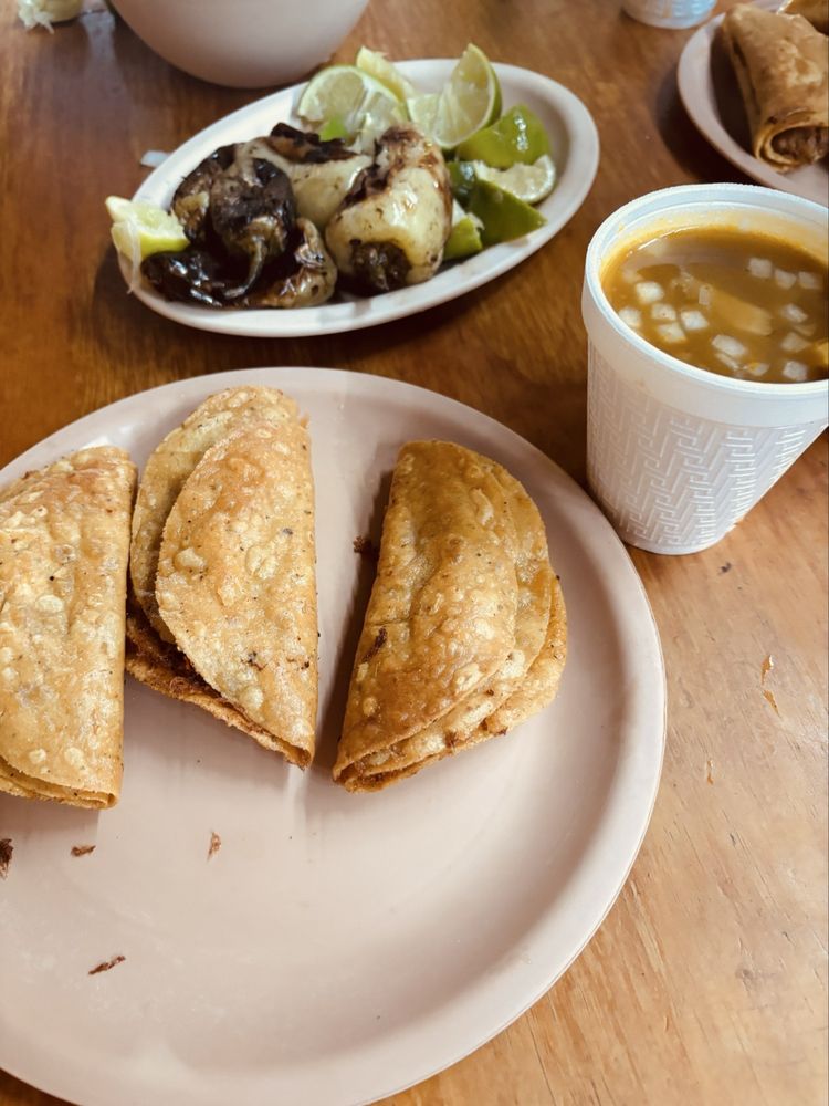Tacos de Barbacoa Omar Carlos