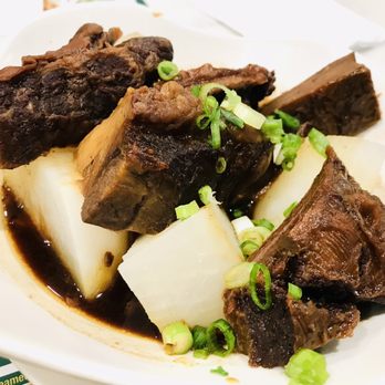 Tim Ho Wan - Turnip beef stew - Dim Sum Near Me - Irvine, California Tim Ho Wan - Turnip beef stew - Dim Sum Near Me - Irvine, California
