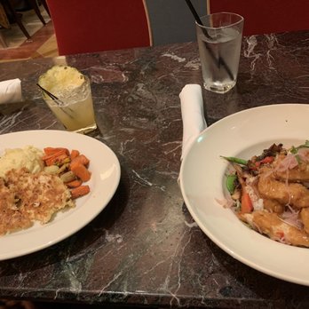 Grand Lux Cafe - Tai chicken - American Near Me - Paramus, New Jersey Grand Lux Cafe - Tai chicken - American Near Me - Paramus, New Jersey