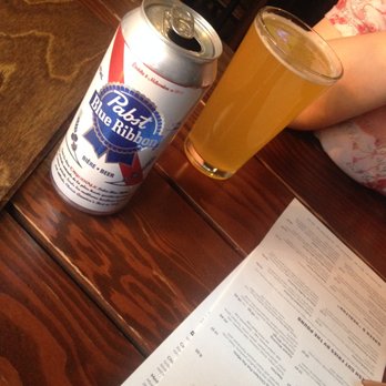 The Loose Moose - Sports Bars Near Me - Toronto, Ontario