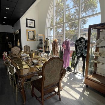 Twin Flames Candle Bar - Candle Stores Near Me - San Clemente, California Twin Flames Candle Bar - Candle Stores Near Me - San Clemente, California