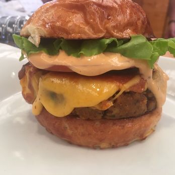 Time Out Market - Incredible vegetarian burger - Public Markets Near Me - Lisbon, 11 Time Out Market - Incredible vegetarian burger - Public Markets Near Me - Lisbon, 11