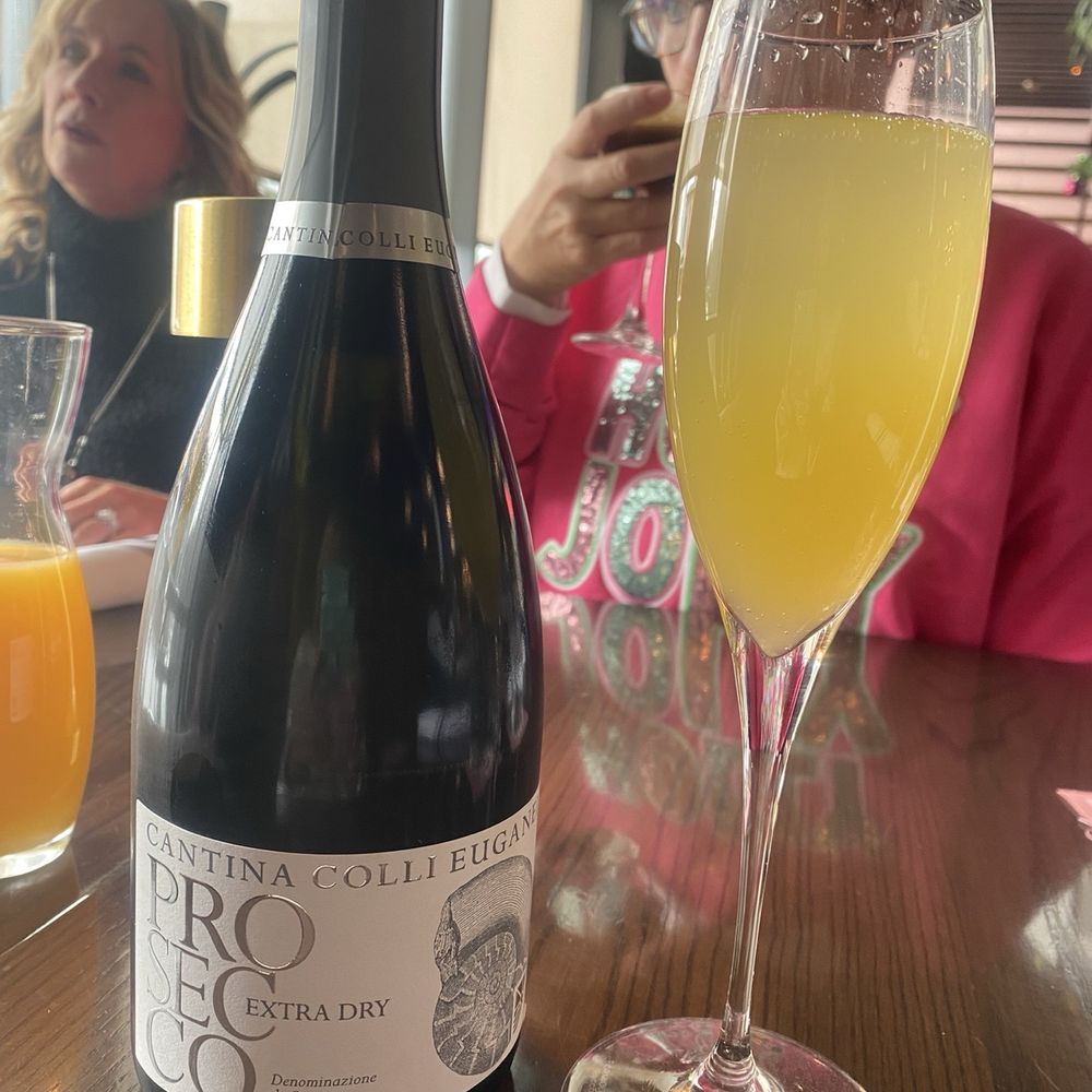 bar Vetti - Mimosa - Italian Near Me - Louisville, Kentucky bar Vetti - Mimosa - Italian Near Me - Louisville, Kentucky