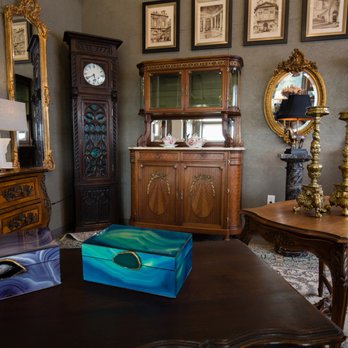 Heritage Antiques and Interiors - Antiques Near Me - Dallas, Texas