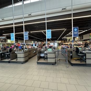 ALDI - Grocery Near Me - Vernon Hills, Illinois ALDI - Grocery Near Me - Vernon Hills, Illinois
