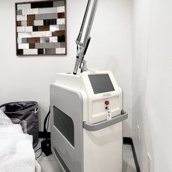 iHealth Medical Weight Loss & Aesthetics - PicoWay Laser has different handpieces for Skin Rejuvenation, Dark Spot Removal, Tattoo Removal, Reduction of Fine Lines & Large Pores
