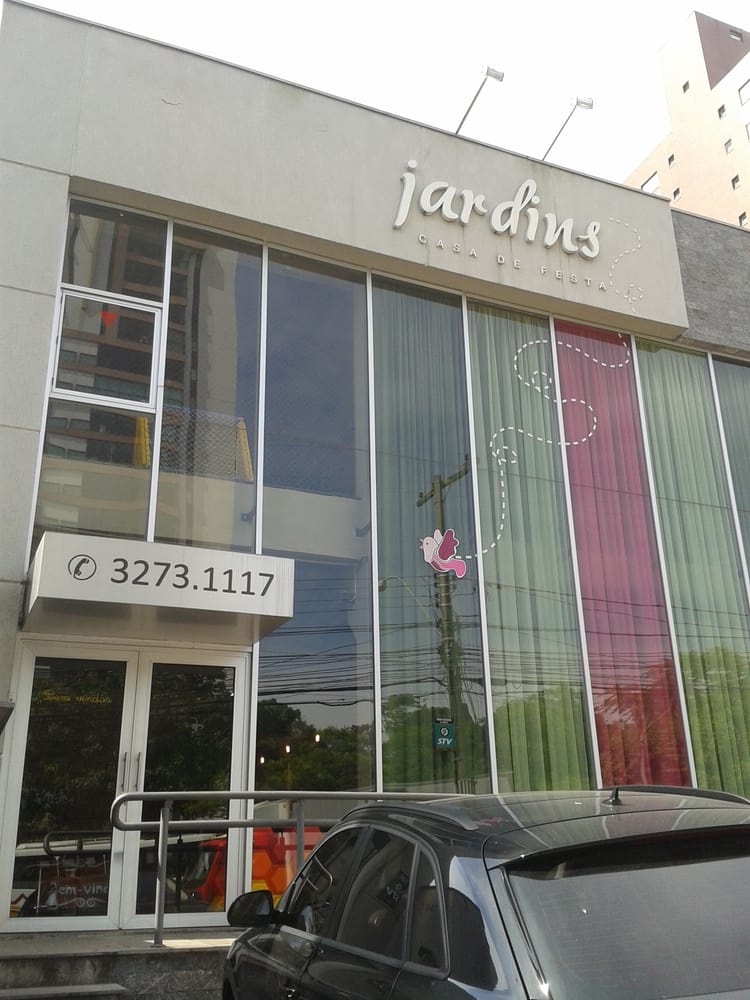 JARDINS CASA DE FESTA Av. Plínio Brasil Milano, 1245, Porto Alegre RS, Brazil Venues