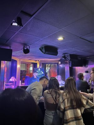 Redhead Piano Bar by null