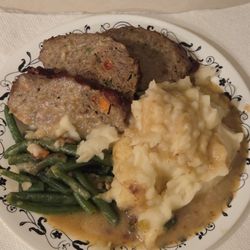 Aurora's Family Restaurant - 3 slices of Meatloaf  Mashed Potatoes w/Gravy  Green Beans