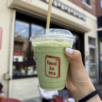 Land to Sea - Mandarin Matcha Latte - Coffee & Tea Near Me - Brooklyn, New York Land to Sea - Mandarin Matcha Latte - Coffee & Tea Near Me - Brooklyn, New York