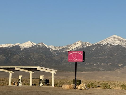 Border Inn Casino by null