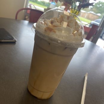 C4 Coffee - Caramel Brulee Latte (Iced) - Coffee & Tea Near Me - Virginia Beach, Virginia