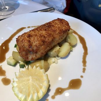 Brasserie Ö - Veal cordon bleu - Cocktail Bars Near Me - Zürich, ZH