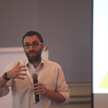 Pierre-Etienne Vannier - Pierre-Etienne facilitating a workshop - Hypnosis/Hypnotherapy Near Me - Altadena, California Pierre-Etienne Vannier - Pierre-Etienne facilitating a workshop - Hypnosis/Hypnotherapy Near Me - Altadena, California