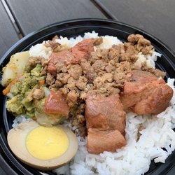 Phusion Cafe - B2. Stew Pork Belly
