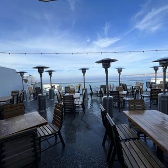 Duke's La Jolla - Exterior seating - New American Near Me - La Jolla, California Duke's La Jolla - Exterior seating - New American Near Me - La Jolla, California
