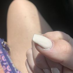 Chic Nails