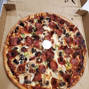 Little Gourmet - Delux?...15" - Pizza Near Me - El Segundo, California