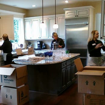 Seamless Moves - youtube.com/seamlessmoves - Movers Near Me - Renton, Washington Seamless Moves - youtube.com/seamlessmoves - Movers Near Me - Renton, Washington