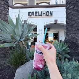 Hailey Bieber smoothie