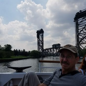 Shoreline Sightseeing - Architectural Tours Near Me - Chicago, Illinois
