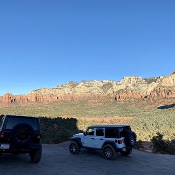 Broken Arrow Trail - Hiking Near Me
