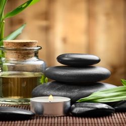 Pamper Salon and Day Spa - Massage Treatment