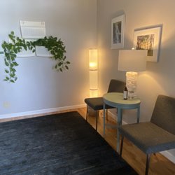 Now Wellness - Waiting room