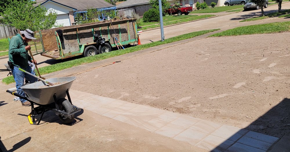 Richter's Services - tree service in Houston, TX