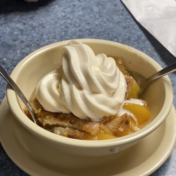 Wright's Drive In - Peach Cobbler w/ Ice Cream - American Near Me - Durant, Oklahoma Wright's Drive In - Peach Cobbler w/ Ice Cream - American Near Me - Durant, Oklahoma