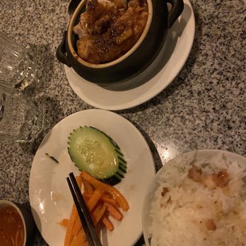 Tamarind Tree Restaurant - Braised Fish Pot - Vietnamese Near Me - Seattle, Washington Tamarind Tree Restaurant - Braised Fish Pot - Vietnamese Near Me - Seattle, Washington