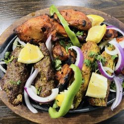 Zaiqa Indian and Pakistani Cuisine - Mix grilled platter