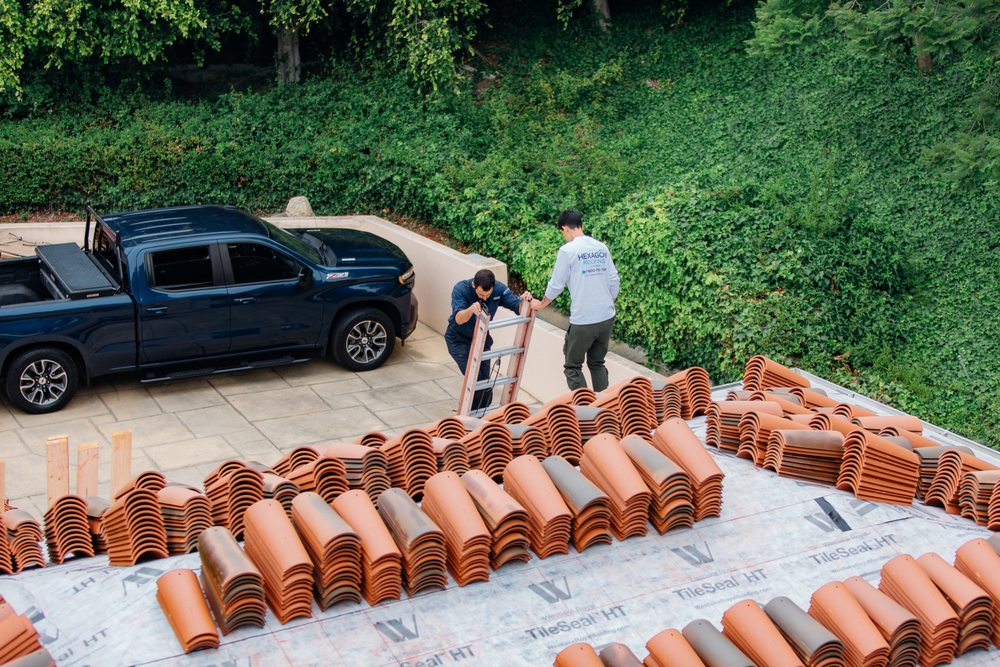 Slide of Hexagon Roofing Inc.