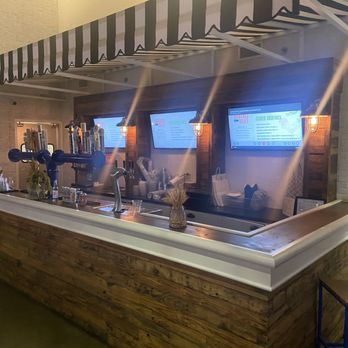 Hops & Hens - Chicken Shop Near Me - Dallas, Texas