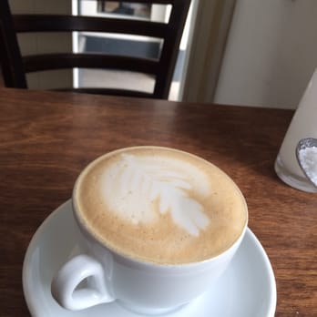 Cup Arkona - Cappuccino mit Laktosefreimmilch - Coffee & Tea Near Me - Berlin, BE