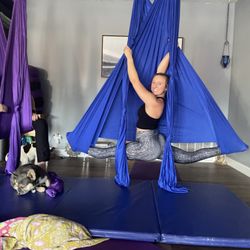 The Stuido La Pine - The splits with core!