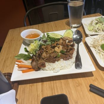 La Sen Vietnamese Grill - Combo grilled plate. Comes with shrimp, pork and chicken. - Vietnamese Near Me - Tualatin, Oregon La Sen Vietnamese Grill - Combo grilled plate. Comes with shrimp, pork and chicken. - Vietnamese Near Me - Tualatin, Oregon