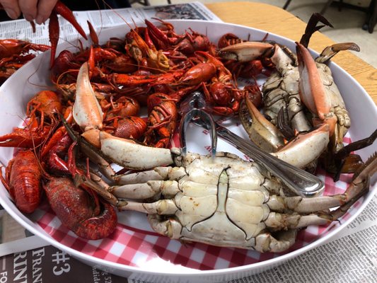 Sal's Seafood by null