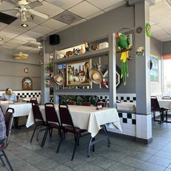 El Burrito Restaurant - Seating near front door