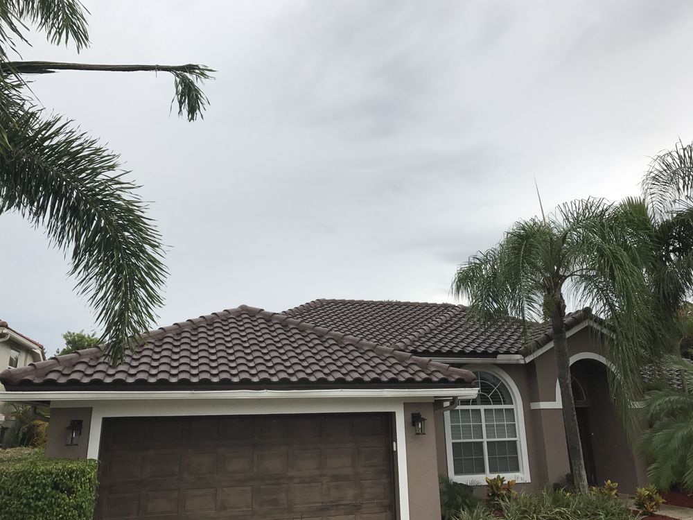 Slide of Mendieta Roofing