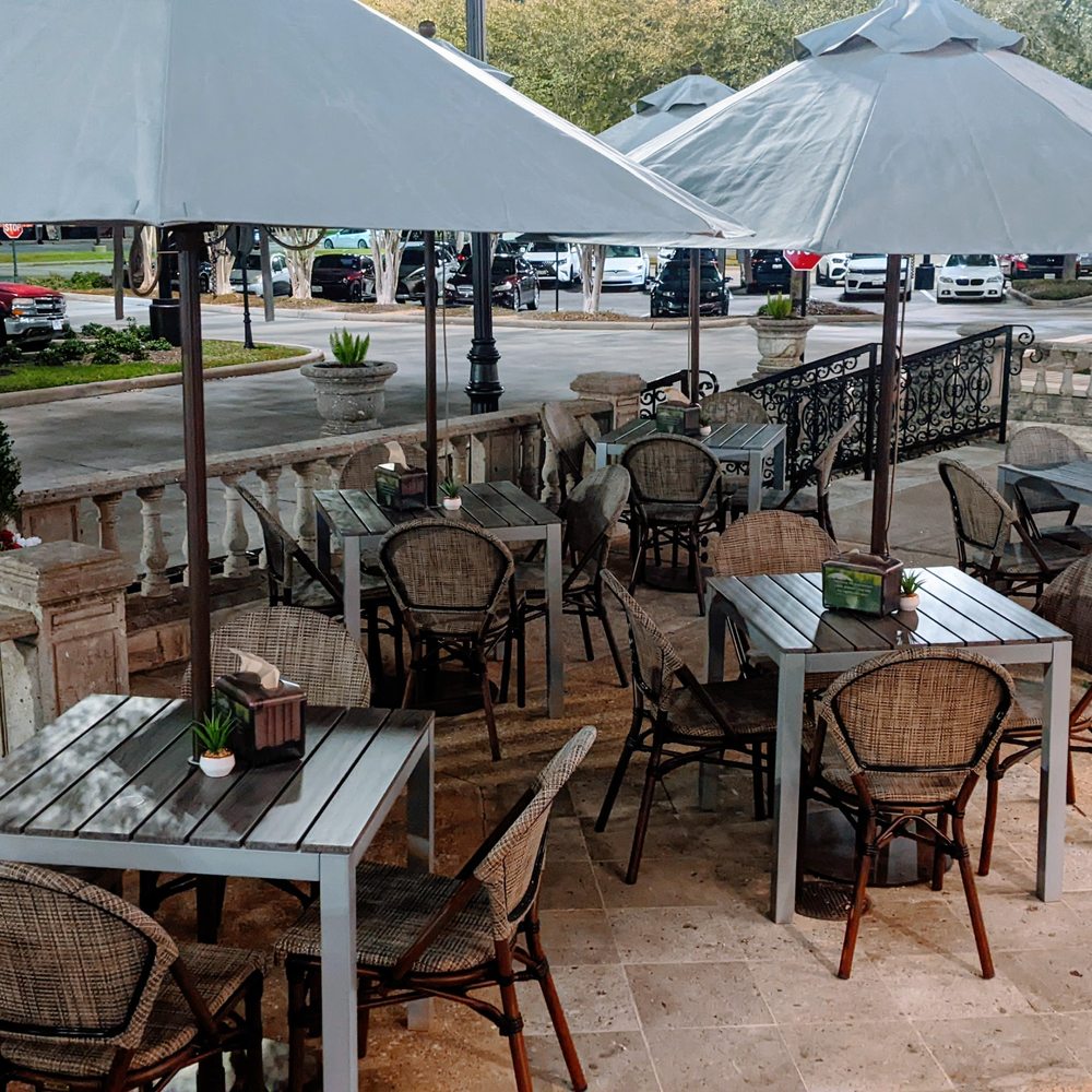 Craft Pita - Outside Dining - Mediterranean Near Me - Houston, Texas