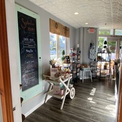 Topside Coffee Cabin