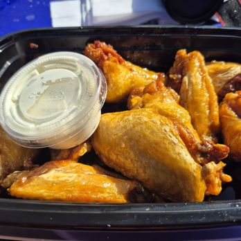 Slater's Ding-a-Wing - Maple Bacon Bourbon - Street Vendors Near Me