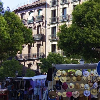 El Rastro - Flea Markets Near Me - Madrid, M