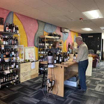 Oly Wines - Owner, Ed, sharing his weekly tasting - Beer, Wine & Spirits Near Me - Tumwater, Washington Oly Wines - Owner, Ed, sharing his weekly tasting - Beer, Wine & Spirits Near Me - Tumwater, Washington