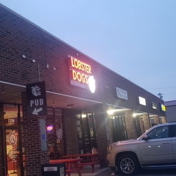 Lobster Dogs - Pubs Near Me - Denver, North Carolina