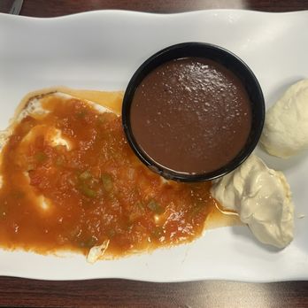 El Buen Gusto Salvadoreño - Huevos rancheros - Salvadoran Near Me - Pittsburg, California El Buen Gusto Salvadoreño - Huevos rancheros - Salvadoran Near Me - Pittsburg, California