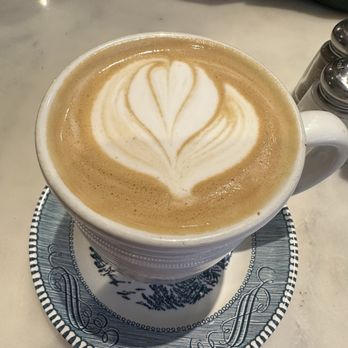 maman - honey lavender latte - Breakfast & Brunch Near Me - Bethesda, Maryland